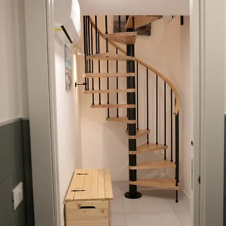 A Due Passi Dal Molo By Wonderful Italy Apartment